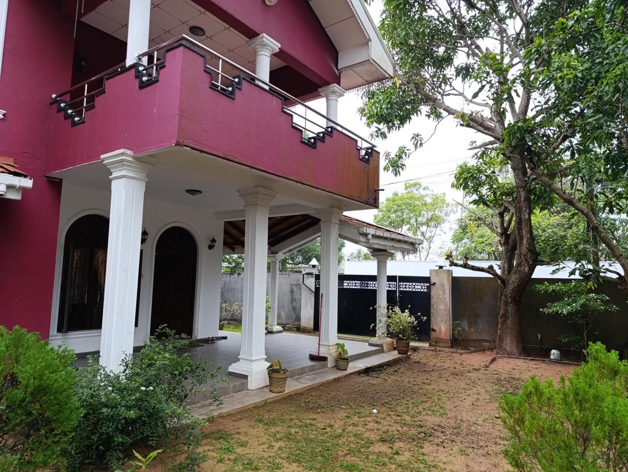 S And P Airport Transit Hostel And Villa 01 Negombo Extérieur photo